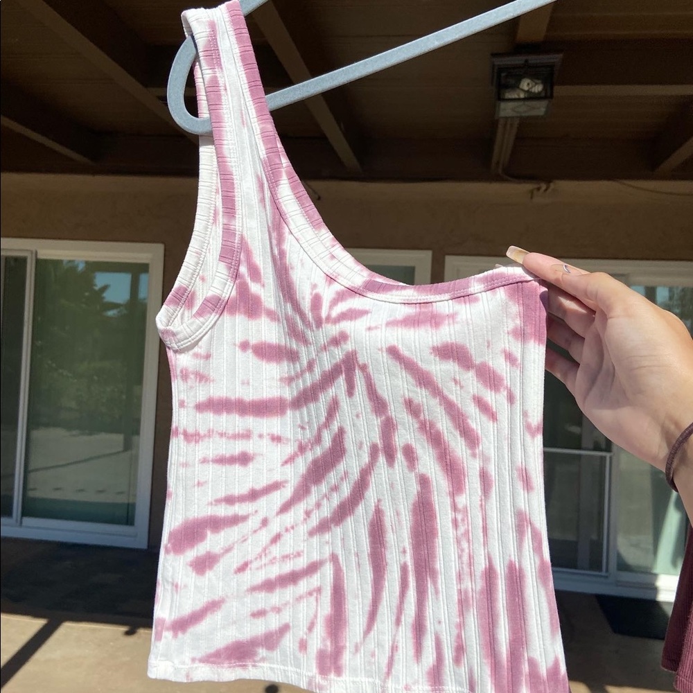 off the shoulder top from american eagle size medoum!